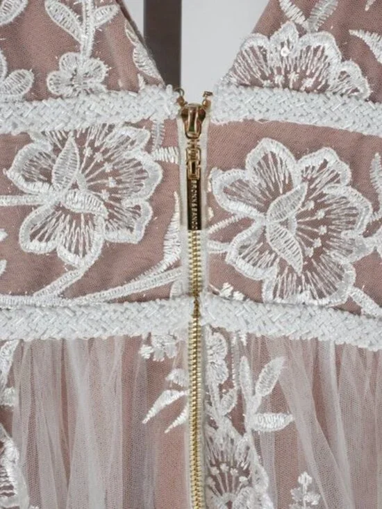 New Bronx and Banco wedding dress Tunisia bridal gown AU 10 / US 6 - Picture 7 of 9